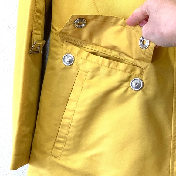 Weatherproof Yellow Fully Lined Raincoat Small Excellent Condition - Picture 9 of 15